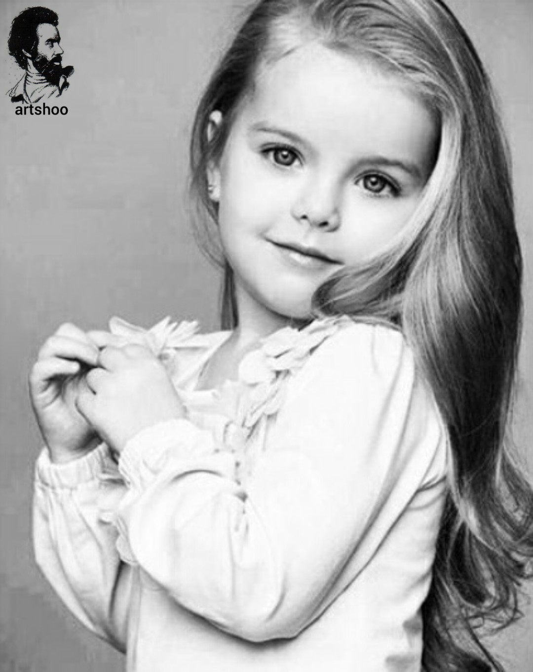 مدل کودک سیاه قلم